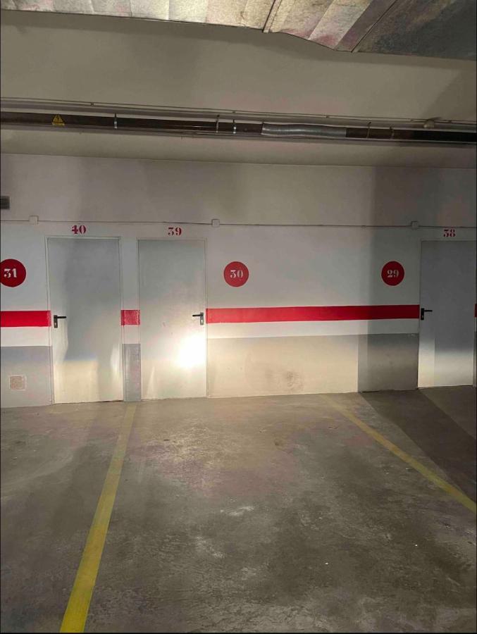 El Atico Nuevo En El Centro Con Ascensor, Garaje, Aire Acondicionado Y Wifi Lägenhet Biescas  Exteriör bild